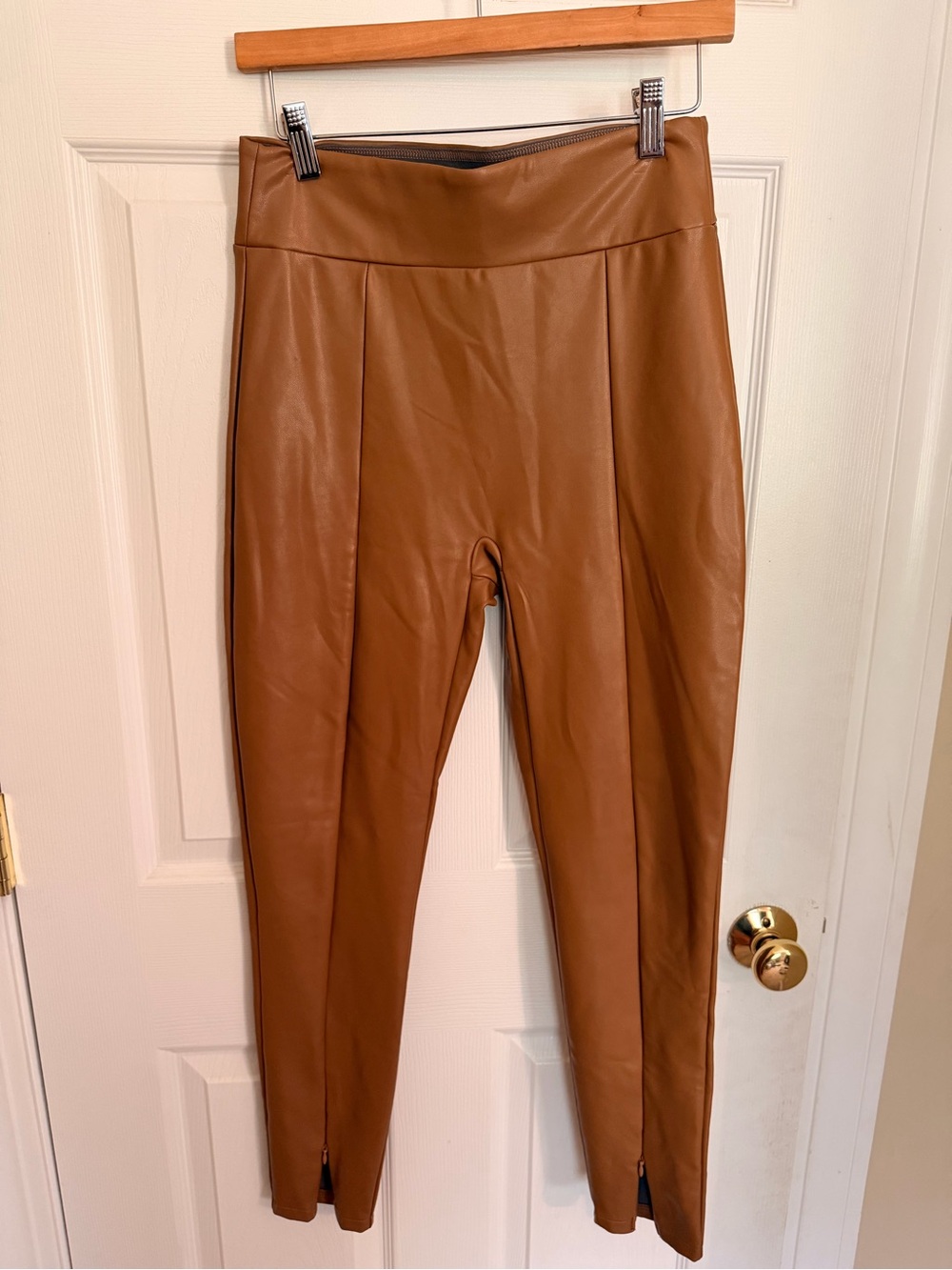 Abercrombie & Fitch Faux Leather Leggings in Camel Brown